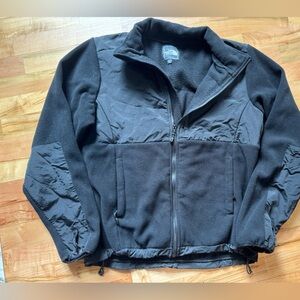 The North Face Men's Charcoal Lightweight Jacket